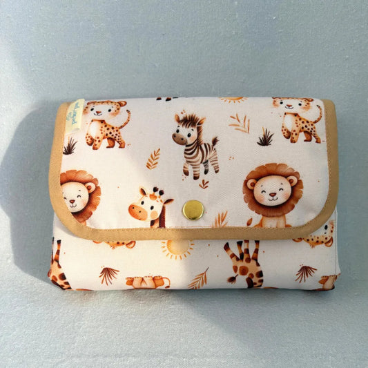 Mudador niño safari